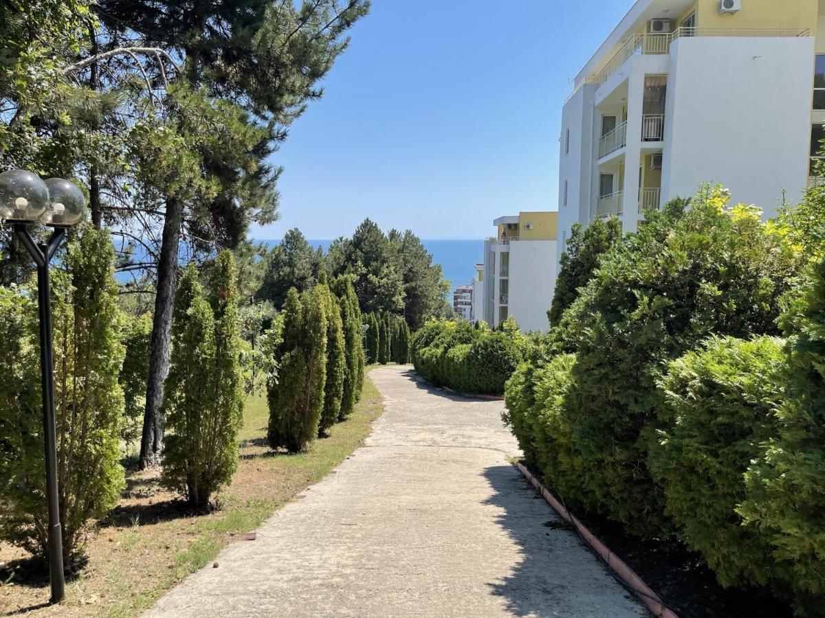 Fort Noks - Menada Apartments Sveti Vlas Buitenkant foto