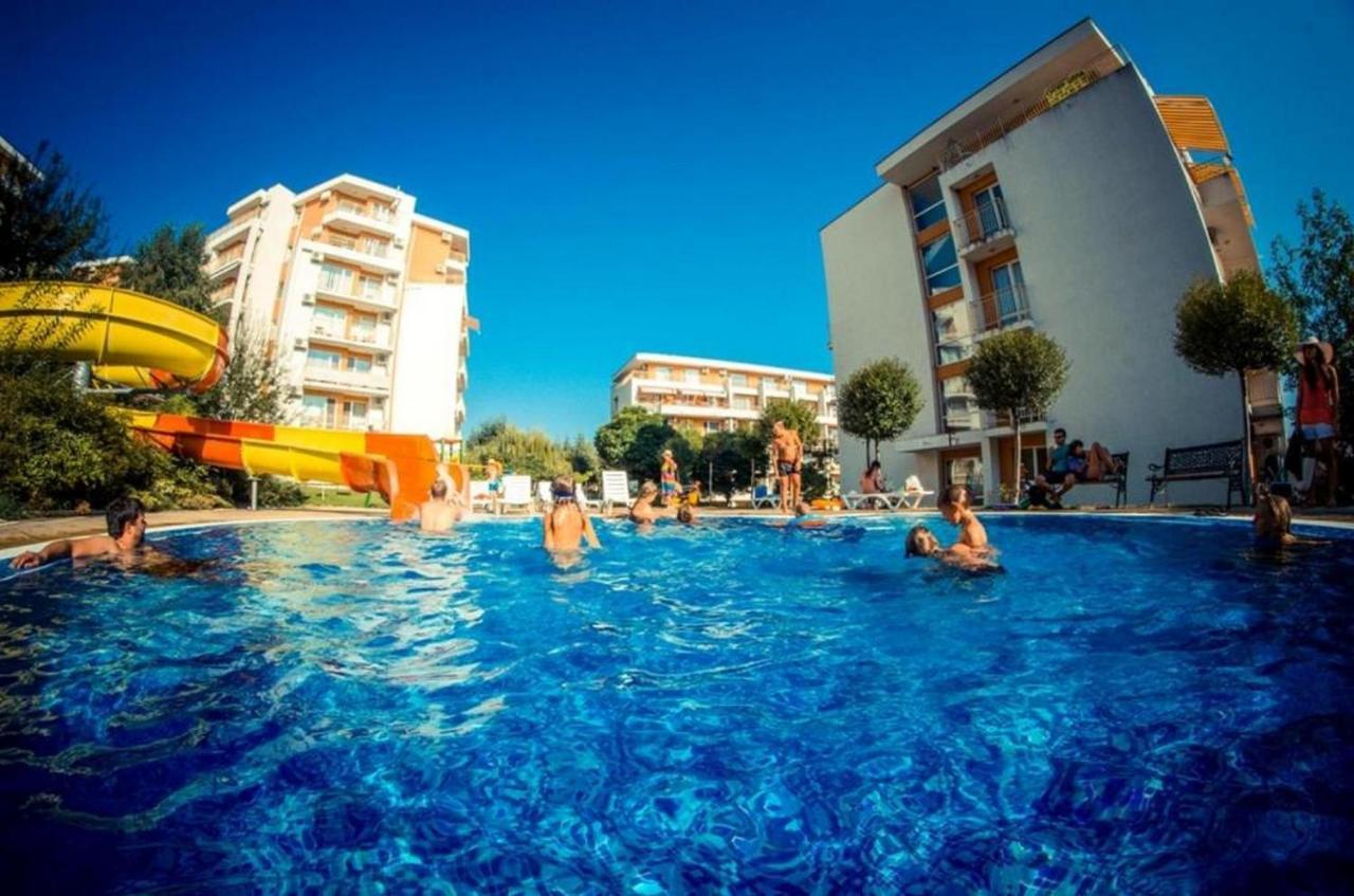 Fort Noks - Menada Apartments Sveti Vlas Buitenkant foto