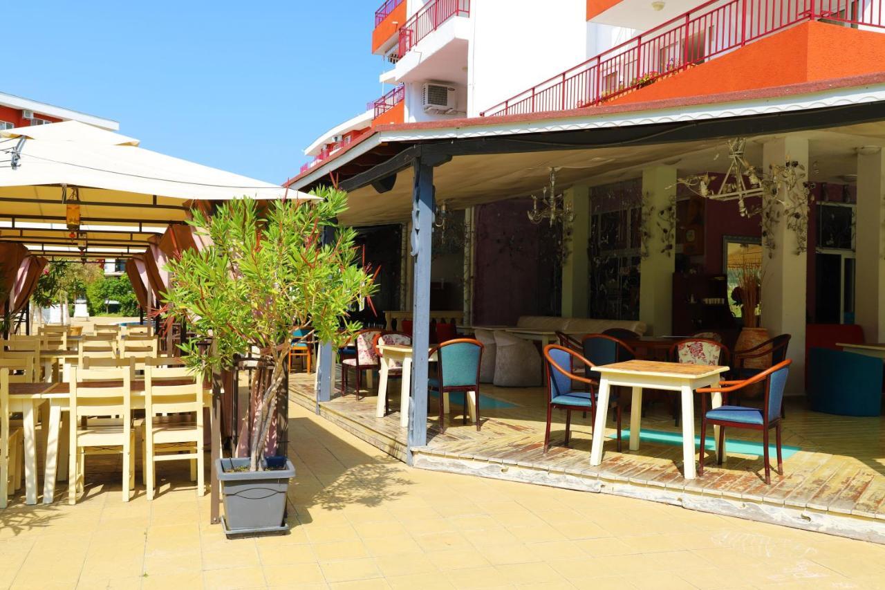 Fort Noks - Menada Apartments Sveti Vlas Buitenkant foto