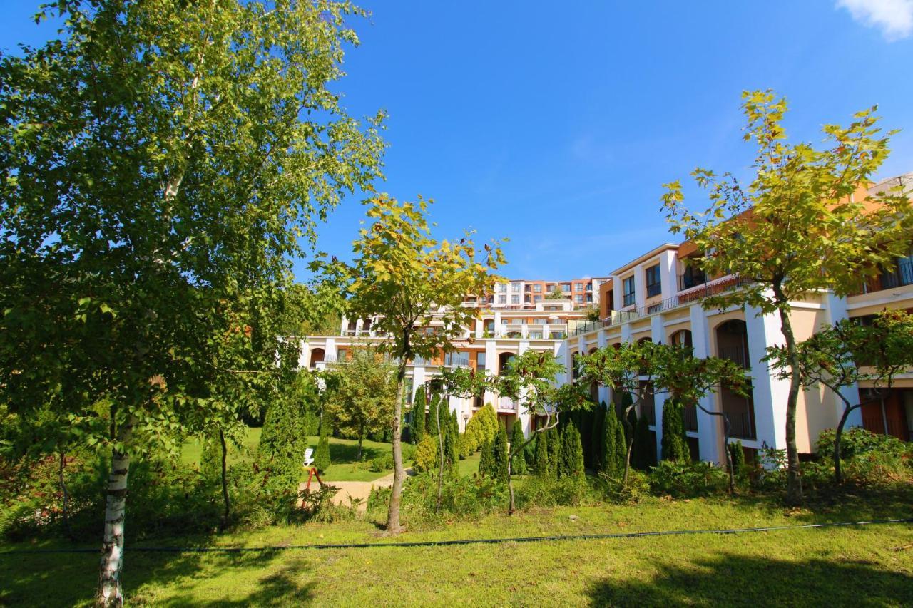 Fort Noks - Menada Apartments Sveti Vlas Buitenkant foto