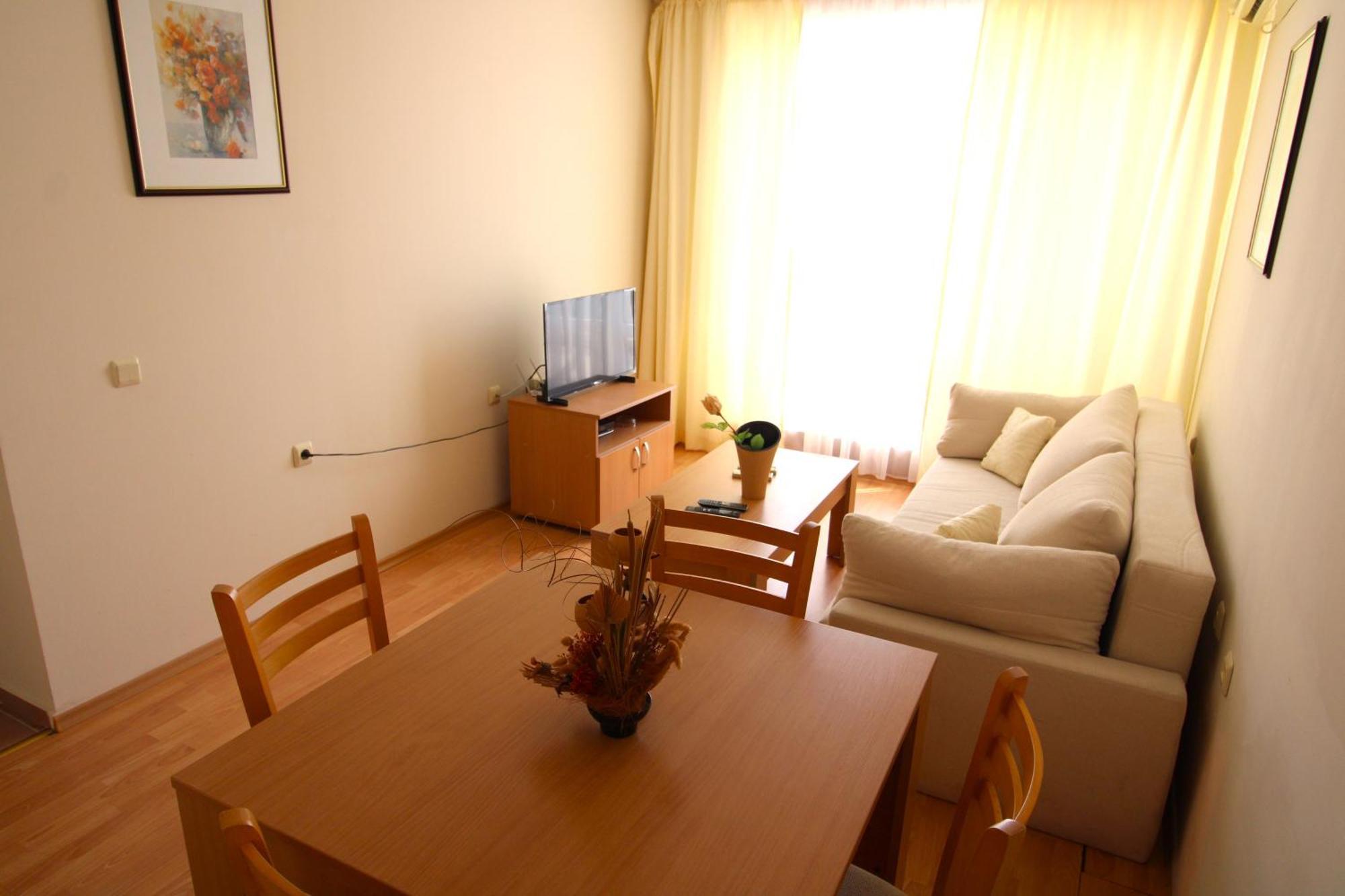 Fort Noks - Menada Apartments Sveti Vlas Buitenkant foto